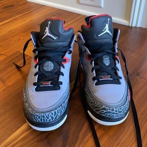 COPY - Jordan’s size 9.5